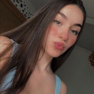 Meet your Posher, Emerson